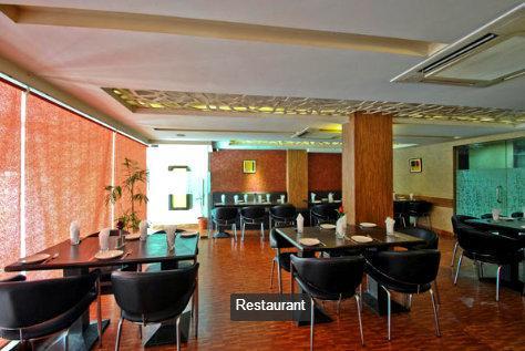 Hotel Crown Palace Allahabad Exterior photo